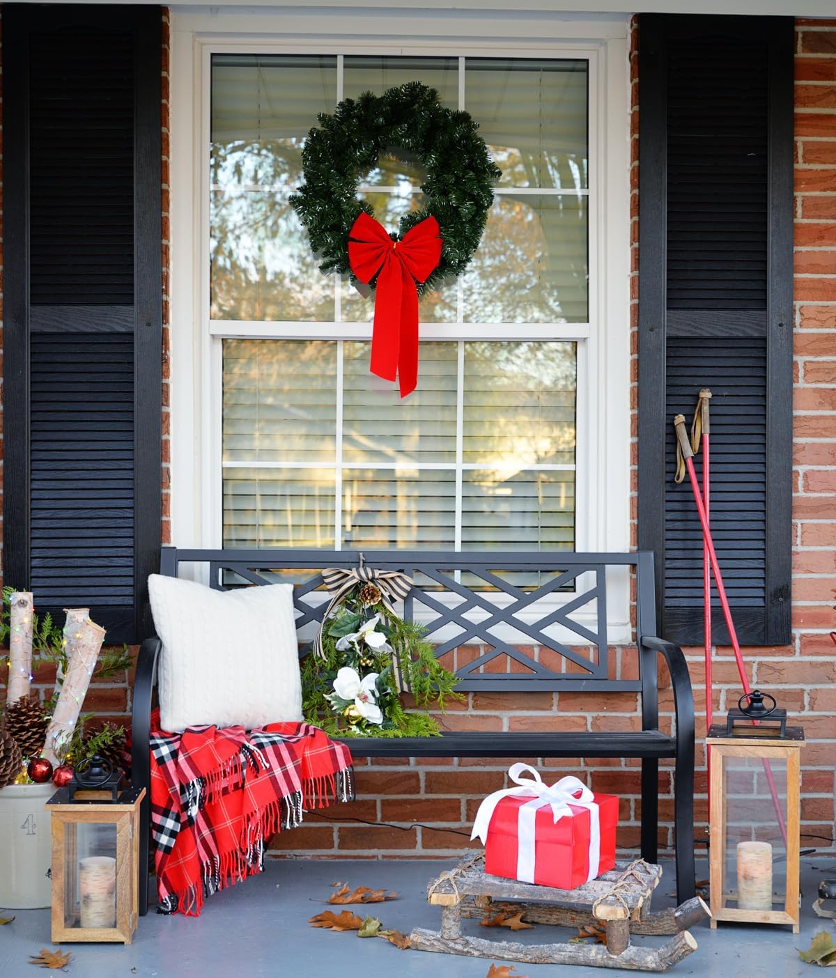 Rocky Mountain Goods Heavy Duty Suction Cup Wreath Hanger