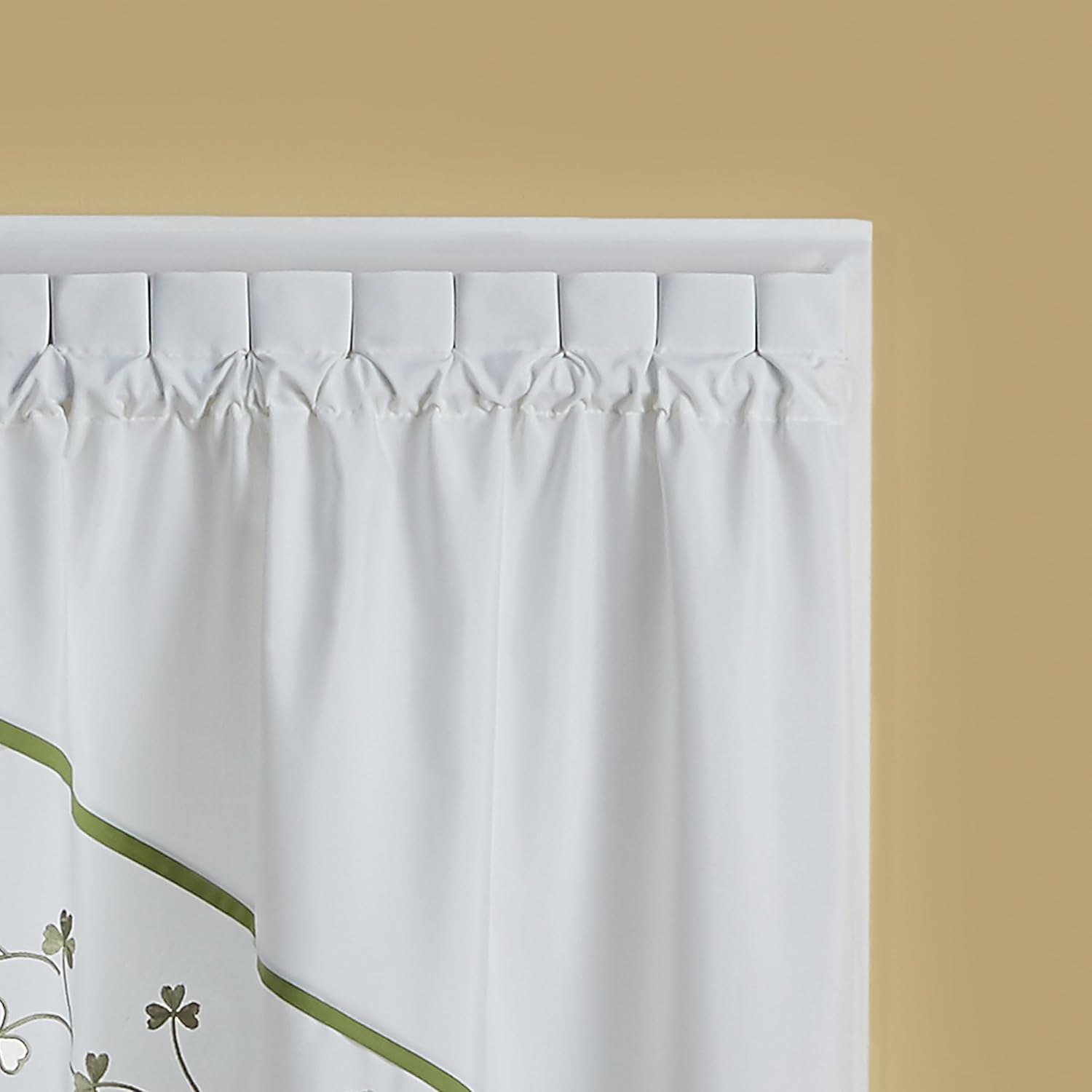 CHF Clover Kitchen Curtains Swag Pair Green
