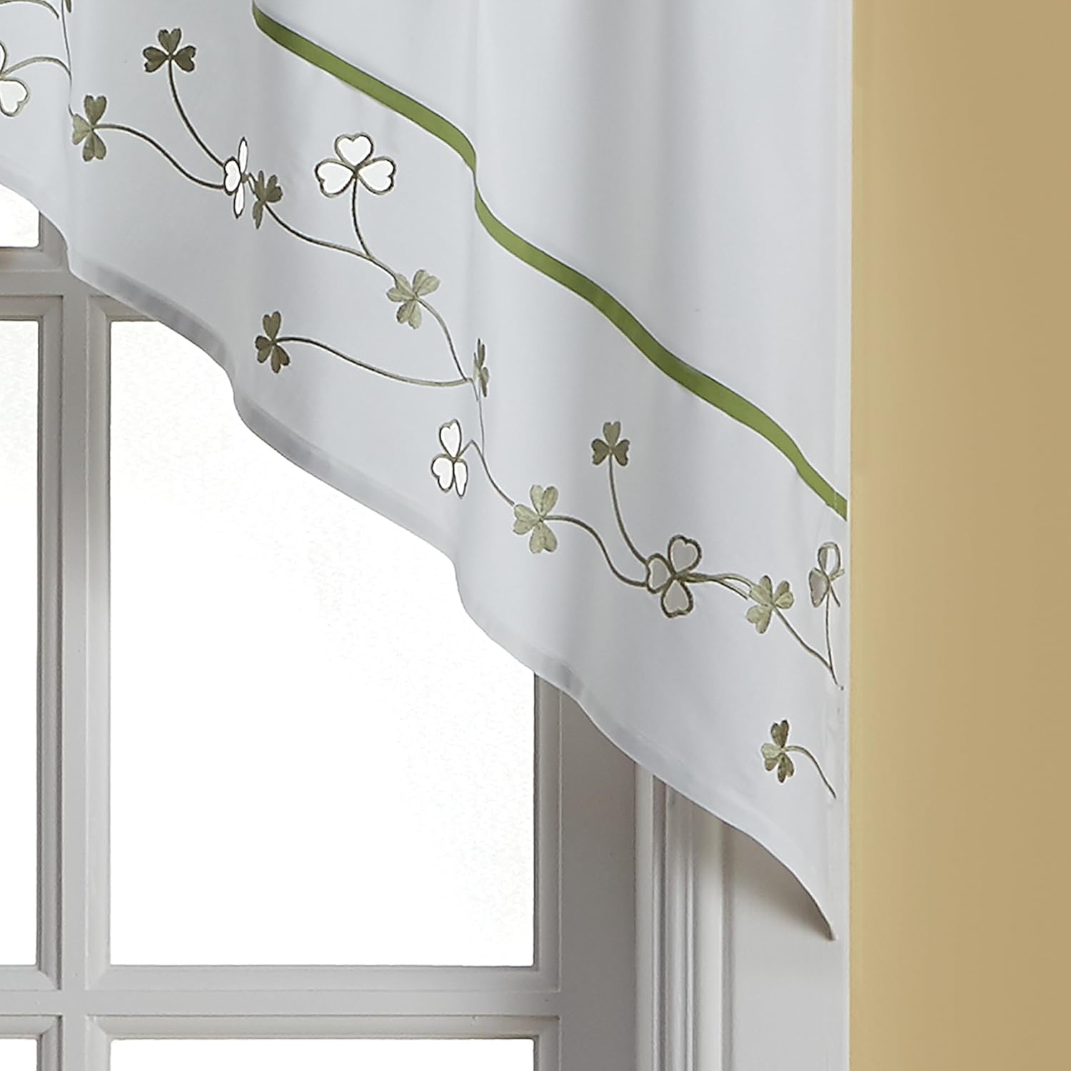 CHF Clover Kitchen Curtains Swag Pair Green