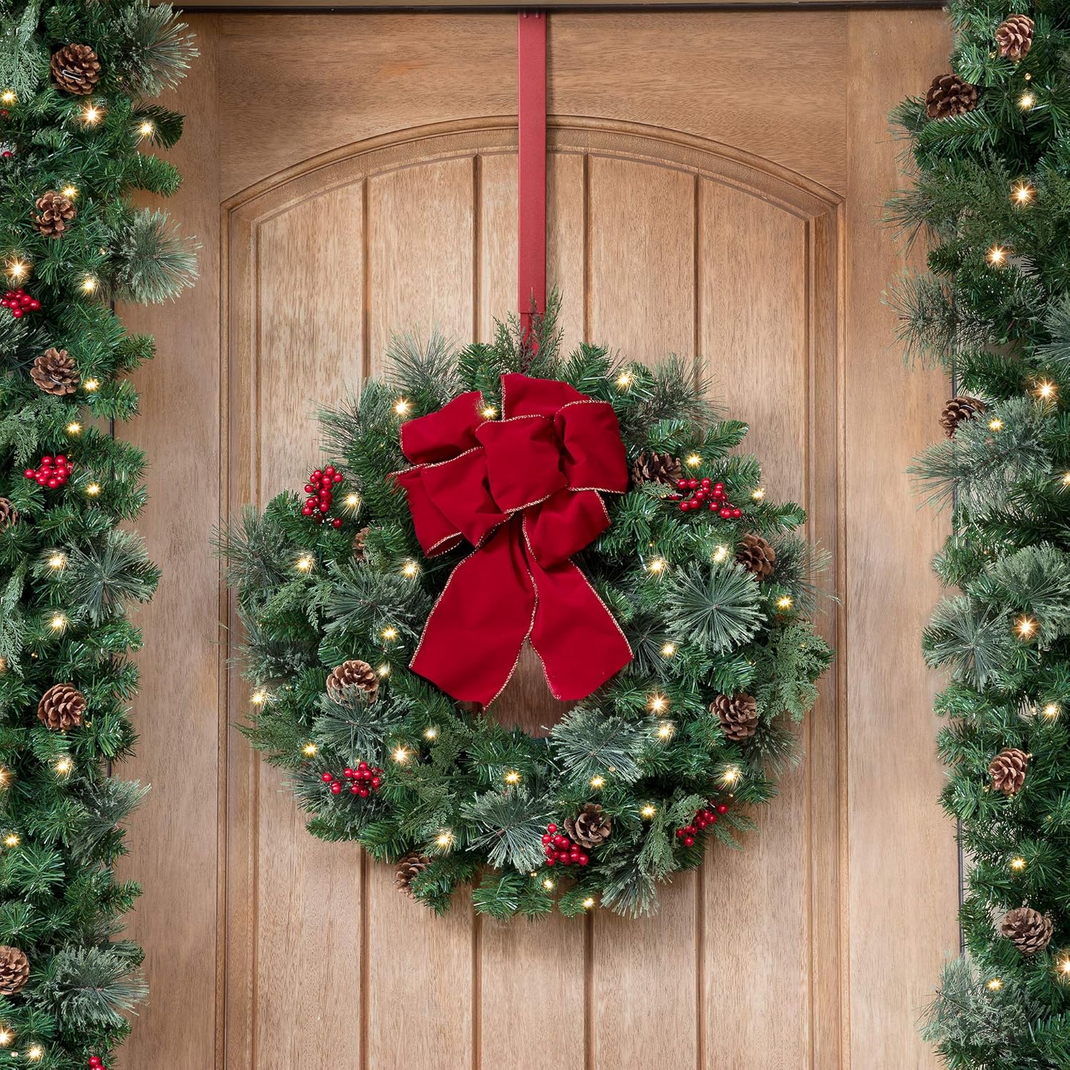 Haute Decor Adjustable Wreath Hanger 20 Lb Capacity