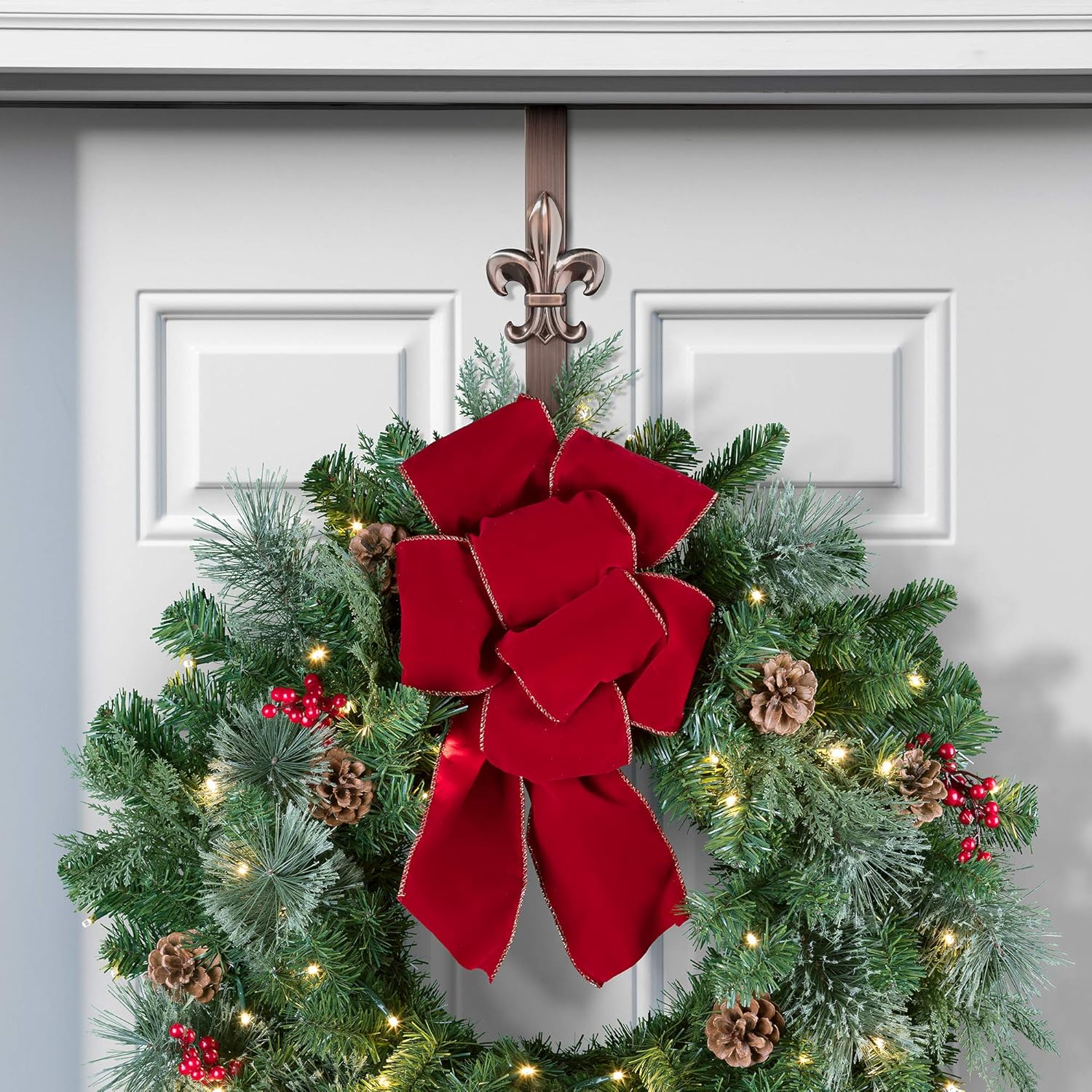 Haute Decor Adjustable Wreath Hanger with Fleur De Lis Icon